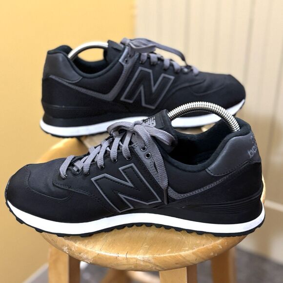 New Balance 574 Classic Shoes Mens Size 10 Black Gray Suede Mesh ML574EVB - Picture 5 of 10